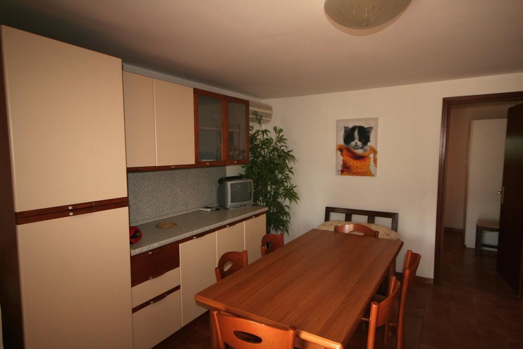 Ba - Villa Stella - 3 Apartments- Линьяно-Саббьядоро Экстерьер фото